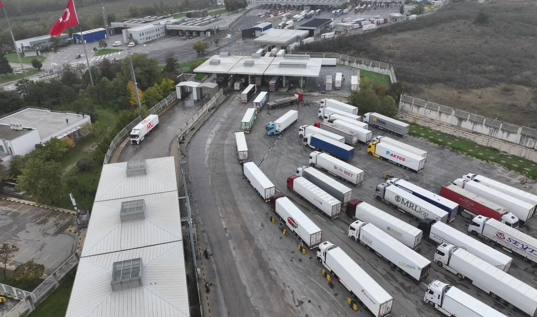 Edirne Valisi Yunus Sezer, Kapıkule’de tır geçiş süresinin kısaldığını ve