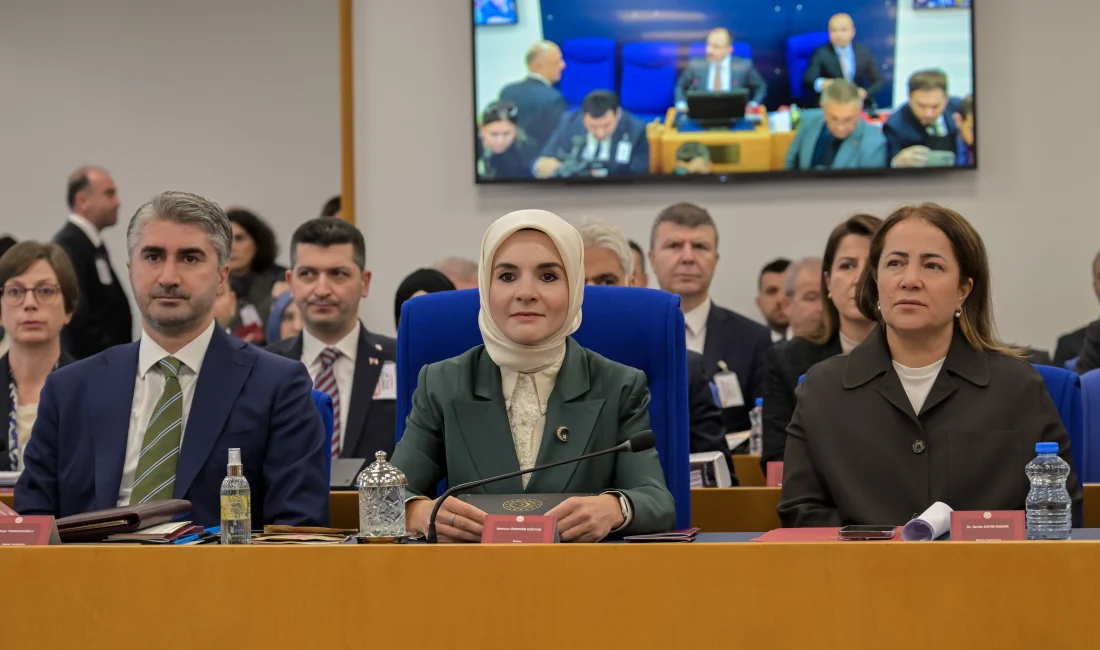 Bakan Göktaş: Aile Destekleri Güçleniyor, 2026 Bütçesi Sosyal Dönüşüm İçin Hazır Aile ve Sosyal Hizmetler Bakanı Mahinur Özdemir Göktaş, 2026 yılı