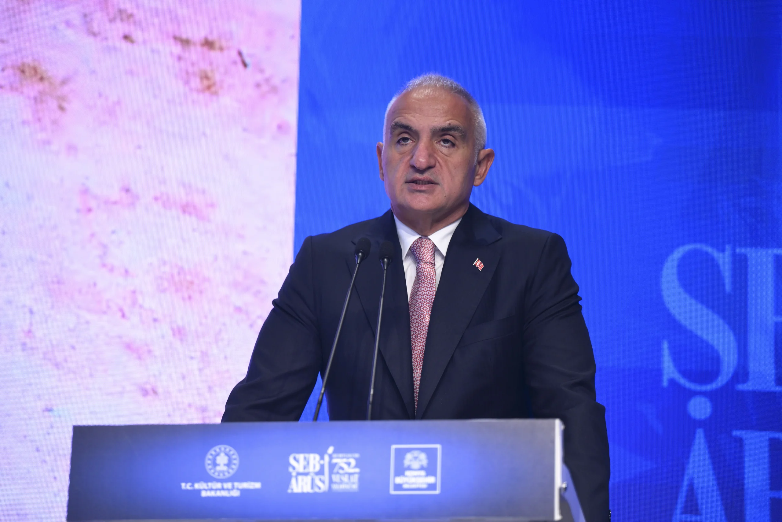 Mevlana’nın Hakk’a vuslatının 752. yılı, 7-17 Aralık’ta Konya’da düzenlenecek törenlerle