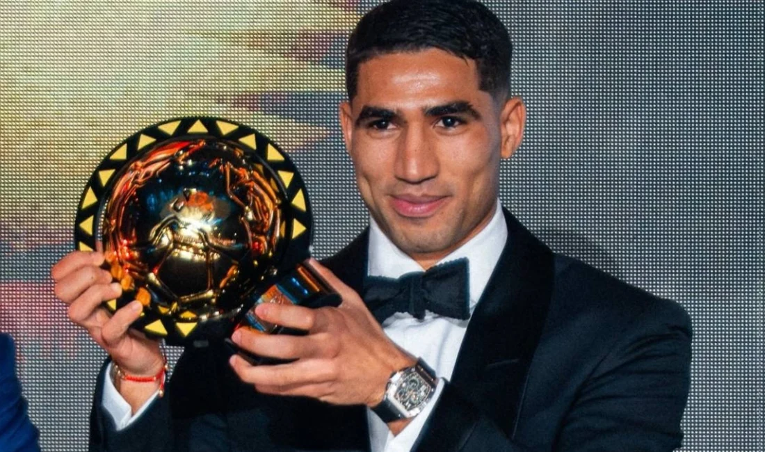 Paris Saint-Germain'in yıldızı Achraf Hakimi, Victor Osimhen ve Mohamed Salah'ı