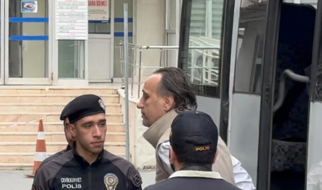 “Hakemlerin Bahis Oynadığı” İddiasında 19 Şüpheli Adliyeye Sevk Edildi TFF Başkanı’nın açıklamalarıyla başlayan "hakemlerin bahis skandalı" soruşturmasında gözaltına alınan