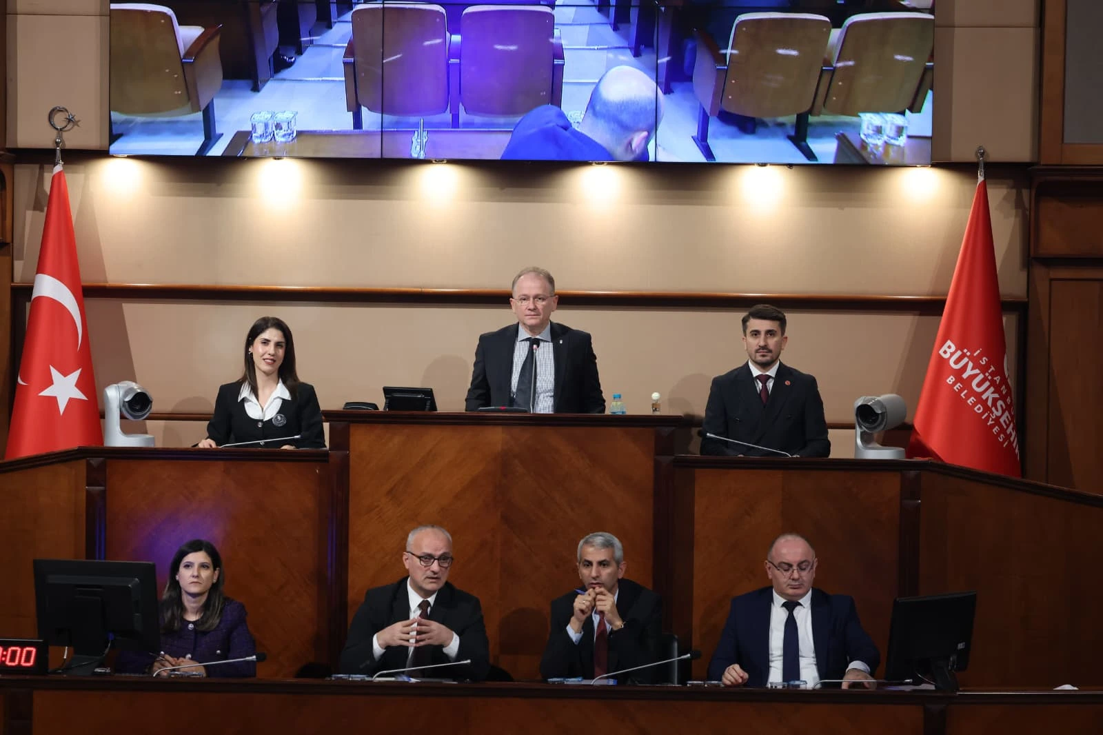 İBB Meclisi'nde konuşan MHP’li Sultan Aşkın, İstanbul’un deprem hazırlıkları ve