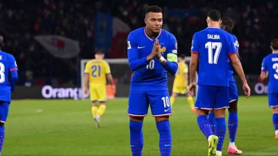 Avrupa elemelerinde heyecan sürerken Fransa kupaya adını yazdırdı; Mbappe tarihe