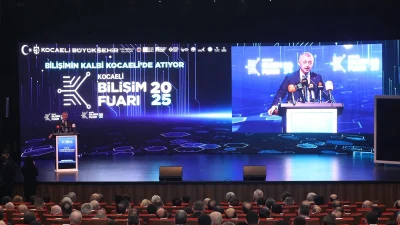 Kocaeli Bilişim Fuarı, dijital dönüşüm ve geleceğin teknolojilerine odaklanan oturumlar