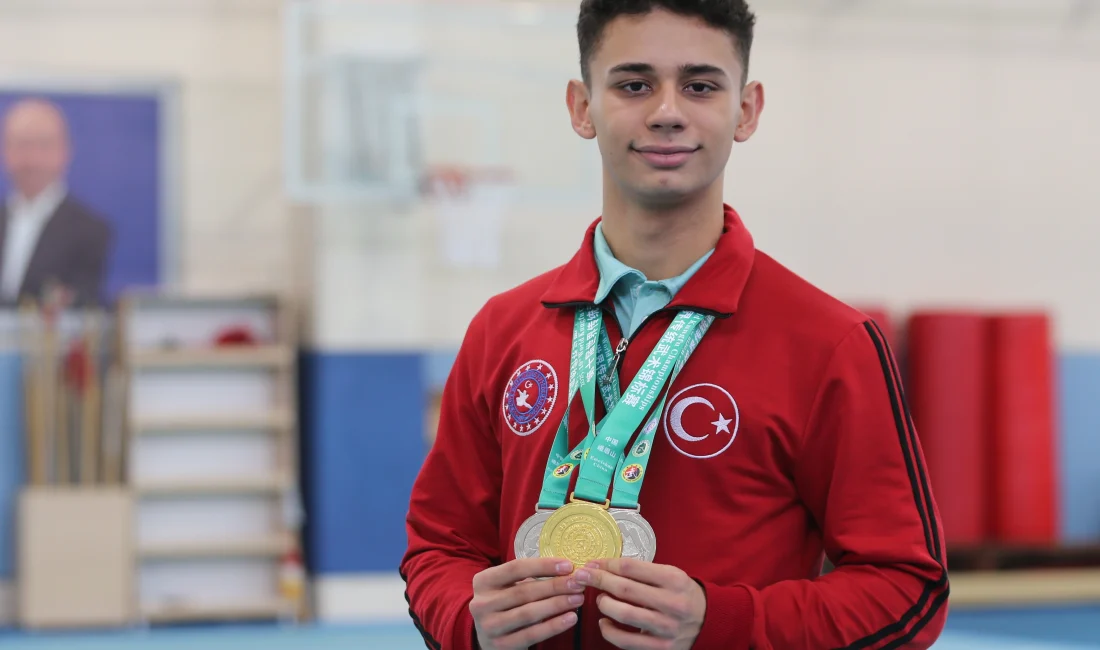 Çin'deki Kung Fu Dünya Şampiyonası'nda altın ve gümüş madalyalar kazanan