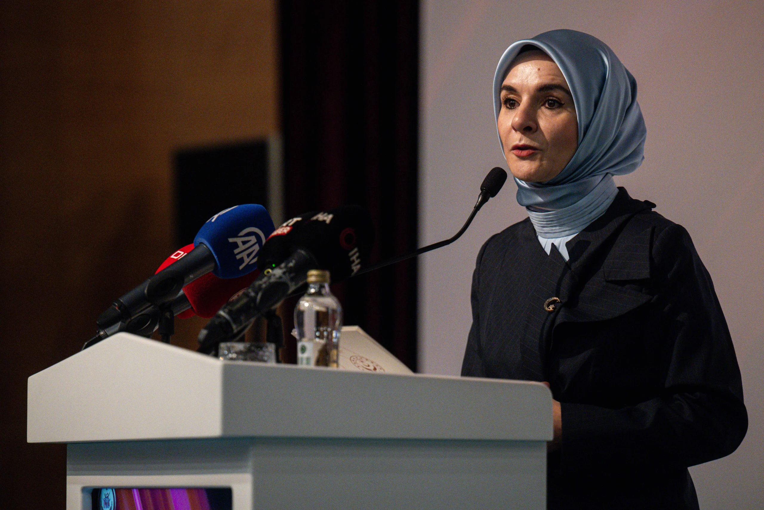 Bakan Göktaş, göçün toplumsal yapıyı derinden etkilediğini belirterek, başarılı uyum