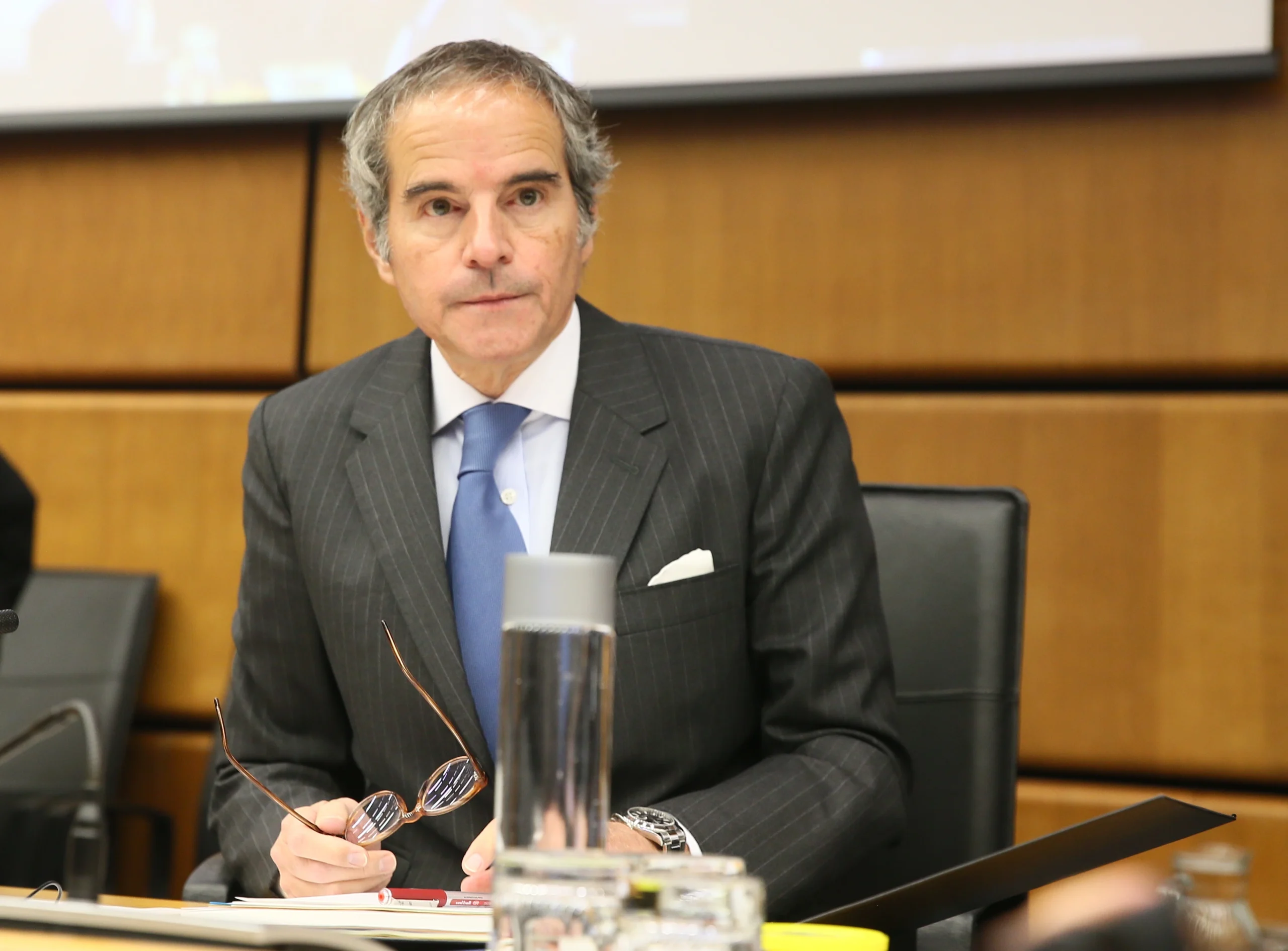 UAEA Başkanı Grossi, müfettişlerin İran’da bazı nükleer tesislerde denetime başladığını,