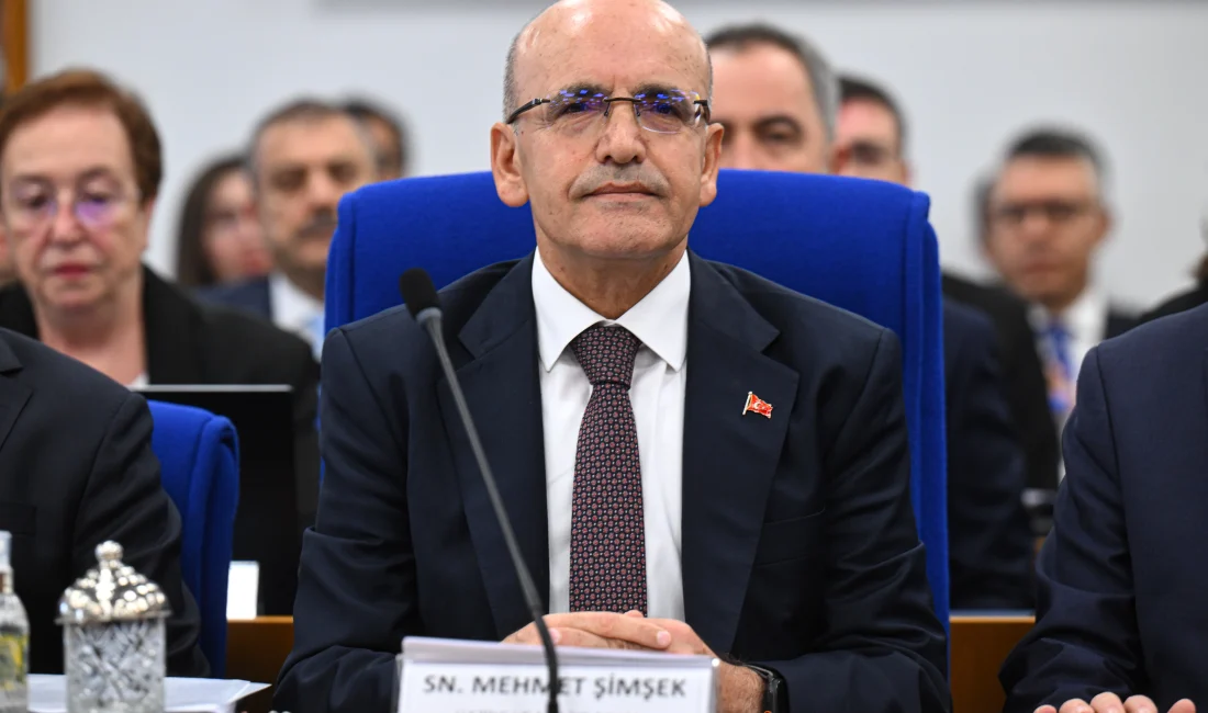 Bakan Şimşek, Türkiye’nin cari açıkta sürdürülebilir denge hedefine yaklaştığını ve