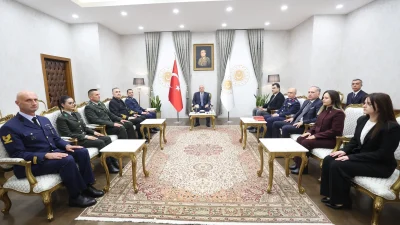 Milli Savunma Bakanı Yaşar Güler, Öğretmenler Günü dolayısıyla bakanlıkta görevli