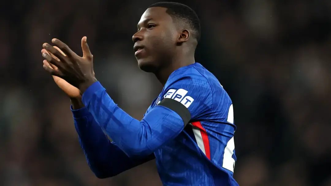 Moises Caicedo “Gerçek Bir Yırtıcı” – Robert Sanchez: “Dünyanın En İyi Orta Sahası O” “Gerçek Bir Yırtıcı!” – Robert Sanchez: “Moises Caicedo Dünyanın En İyi Defansif Orta Sahası” Chelsea kalecisi Robert Sanchez, takım