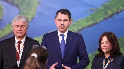 Çevre Bakanı Murat Kurum, COP31 başkanlığı için yürütülen müzakerelerde eşit