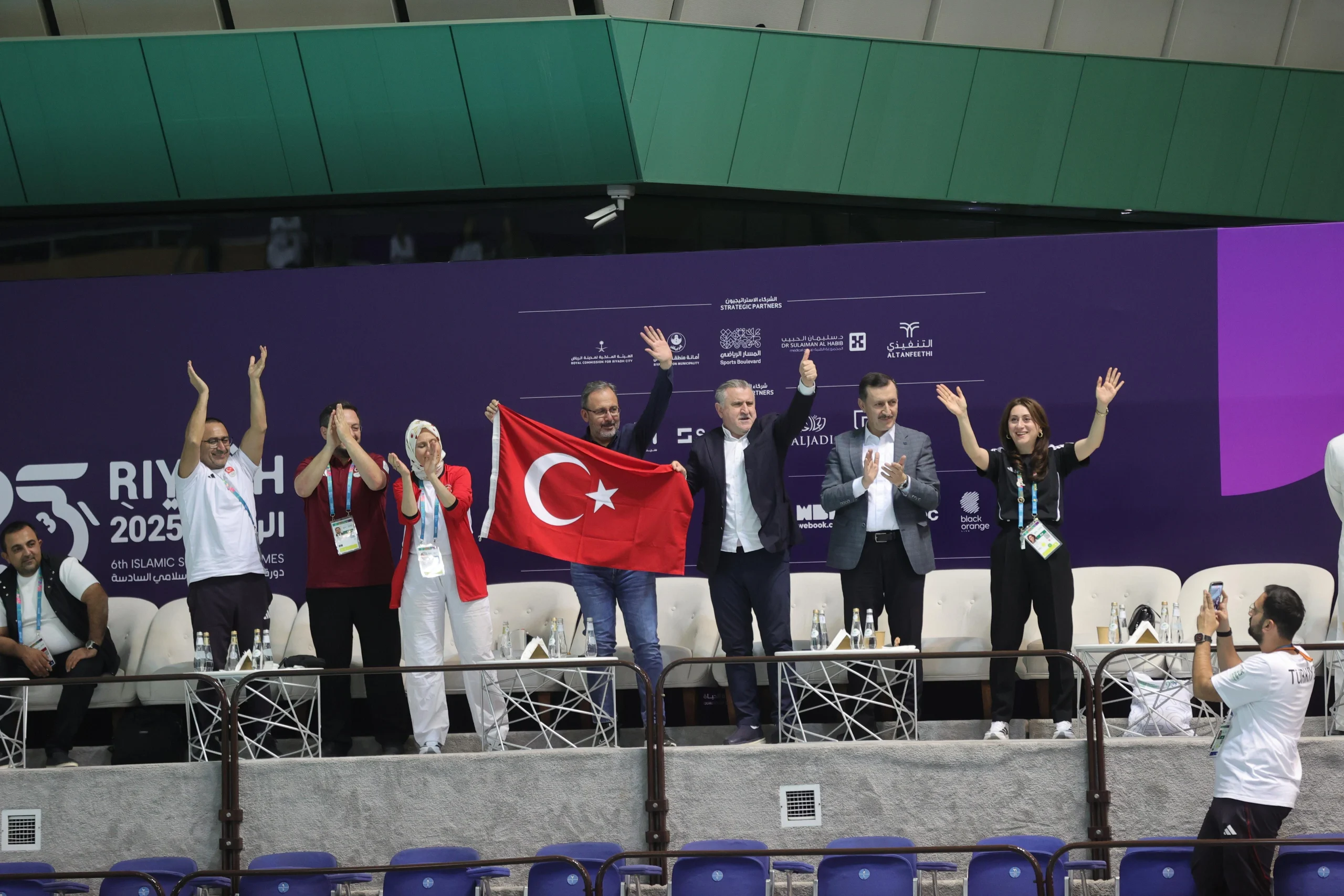 6. İslami Dayanışma Oyunları’nda milli yüzücüler, toplam 8 madalya ile