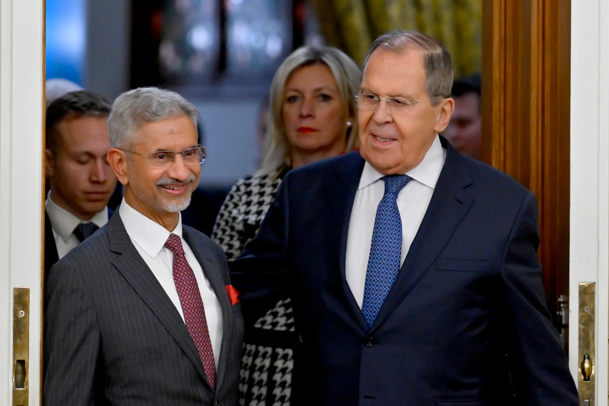 Rusya ve Hindistan dışişleri bakanları Moskova’da buluşarak stratejik ortaklık, bölgesel