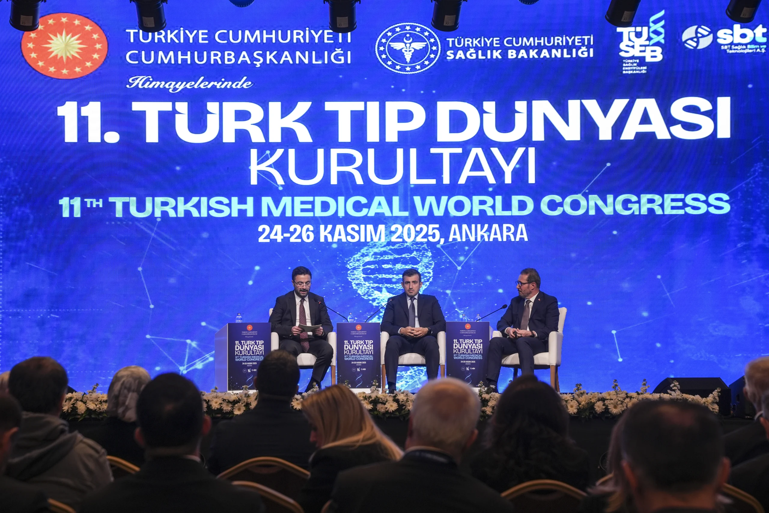 Selçuk Bayraktar, sağlık teknolojilerinin gelişmesi için mühendislerin sahada doktorlarla birlikte