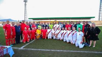 TBMM ve KKTC milletvekilleri Lefkoşa’da dostluk maçında buluştu KKTC'nin kuruluş yıl dönümünde TBMM ve KKTC Cumhuriyet Meclisi milletvekilleri