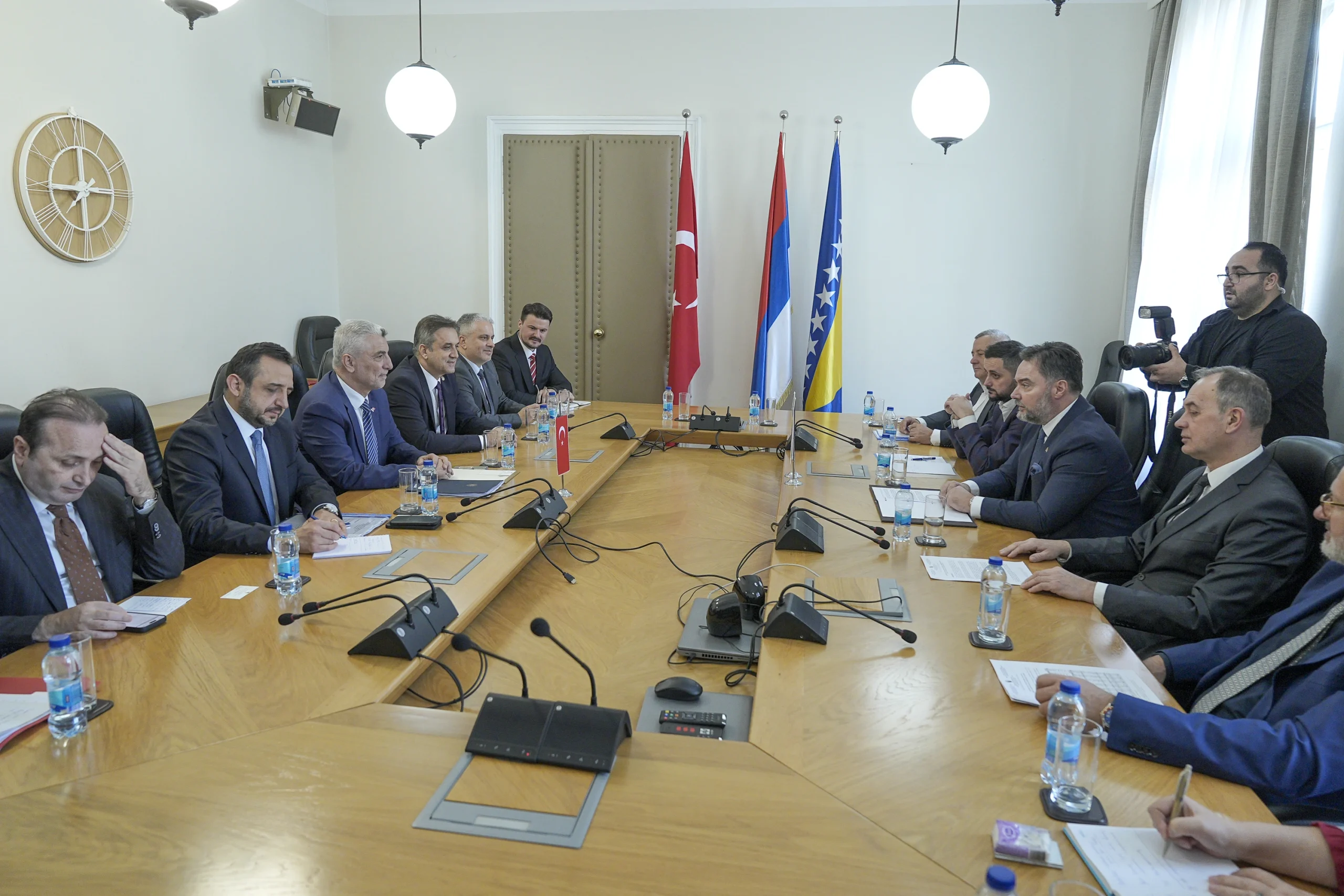 Ticaret Bakanı Ömer Bolat, Saraybosna’daki temasları kapsamında imzalanan yeni anlaşmanın