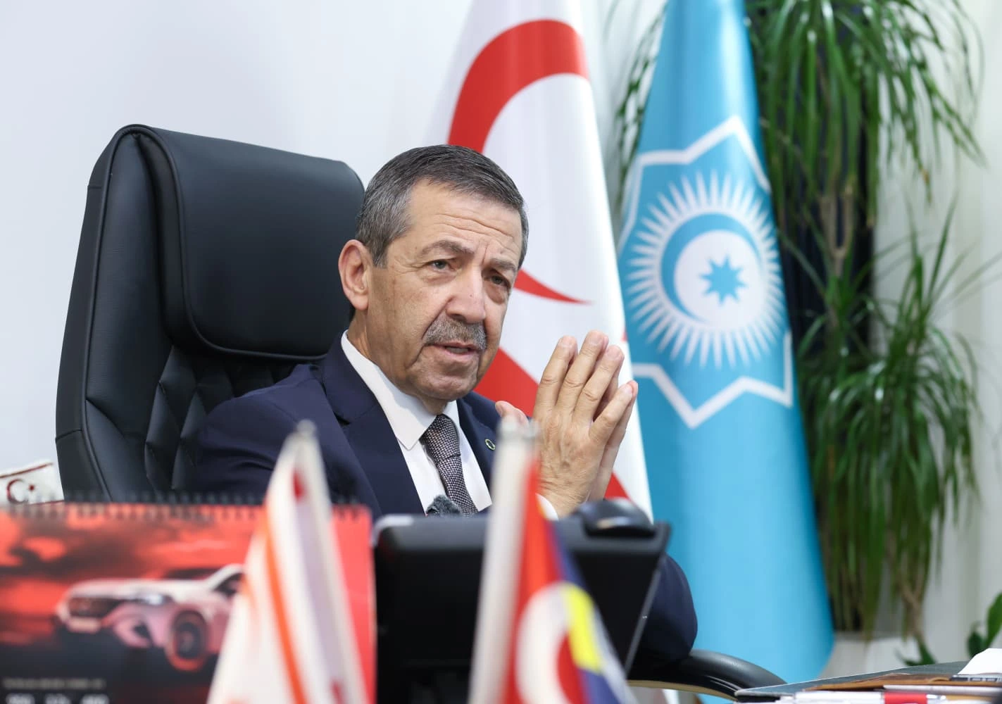 KKTC Dışişleri Bakanı Tahsin Ertuğruloğlu, "KKTC geçici ya da tartışmaya