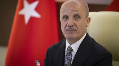 YÖK, isteyen ve başarılı öğrenciler için üniversite eğitimini 3 yılda