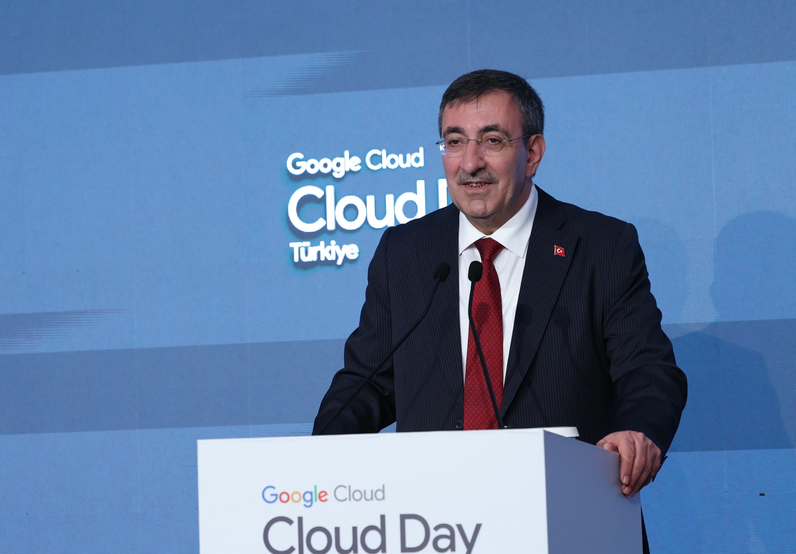 Cumhurbaşkanı Yardımcısı Yılmaz, Google Cloud ve Turkcell iş birliğiyle Türkiye'de