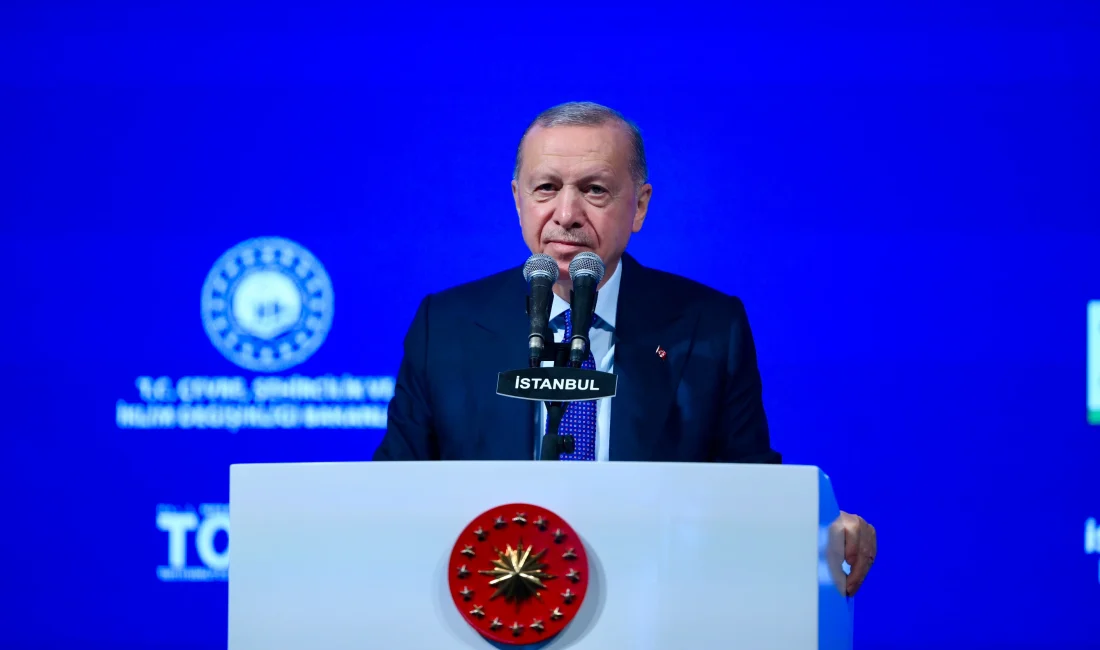 Erdoğan: Atatürk Havalimanı Millet Bahçesi İstanbul’a Nefes Aldıracak Cumhurbaşkanı Erdoğan, İstanbul'da açılışı yapılan Atatürk Havalimanı Millet Bahçesi’nin sadece