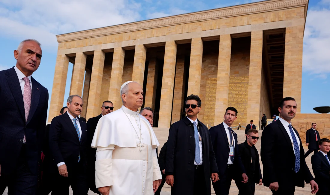 Papa 14. Leo’dan Anıtkabir’e Anlamlı Ziyaret Resmi temaslarda bulunmak üzere Türkiye'ye gelen Papa 14. Leo, Anıtkabir’e