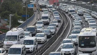 Yurt genelinde süren yol çalışmaları nedeniyle bazı kara yollarında ulaşım