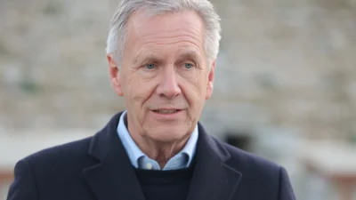 Eski Almanya Cumhurbaşkanı Christian Wulff, İznik’teki tarihi yapıları gezdi. Wulff,