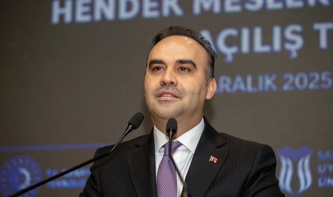 Sanayi ve Teknoloji Bakanı Mehmet Fatih Kacır, OSB’lerde kurulacak sanayi