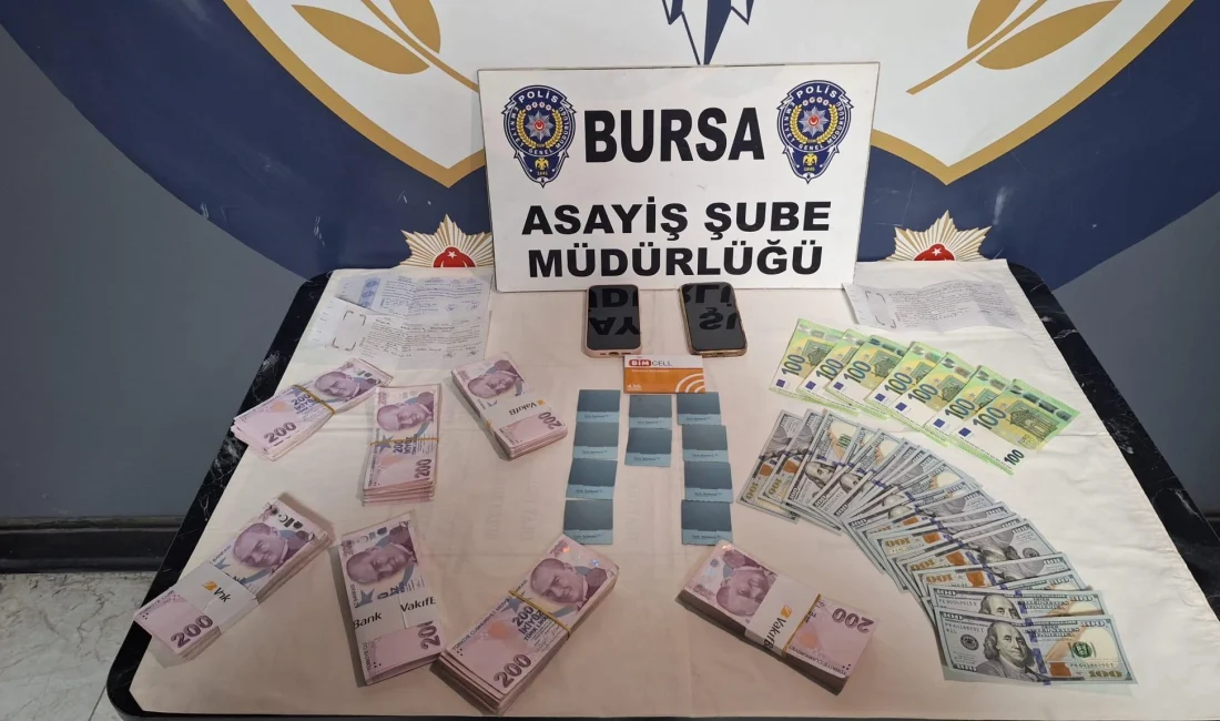 Bursa Merkezli Dolandırıcılık Operasyonunda 10 Kişi Tutuklandı Bursa merkezli 4 ilde gerçekleştirilen operasyonda, kendilerini kamu görevlisi gibi