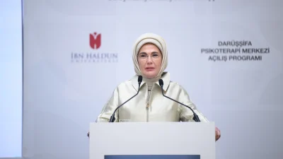 Emine Erdoğan, İbn Haldun Üniversitesi’nin İPAM Darüşşifa Psikoterapi Merkezi açılışında