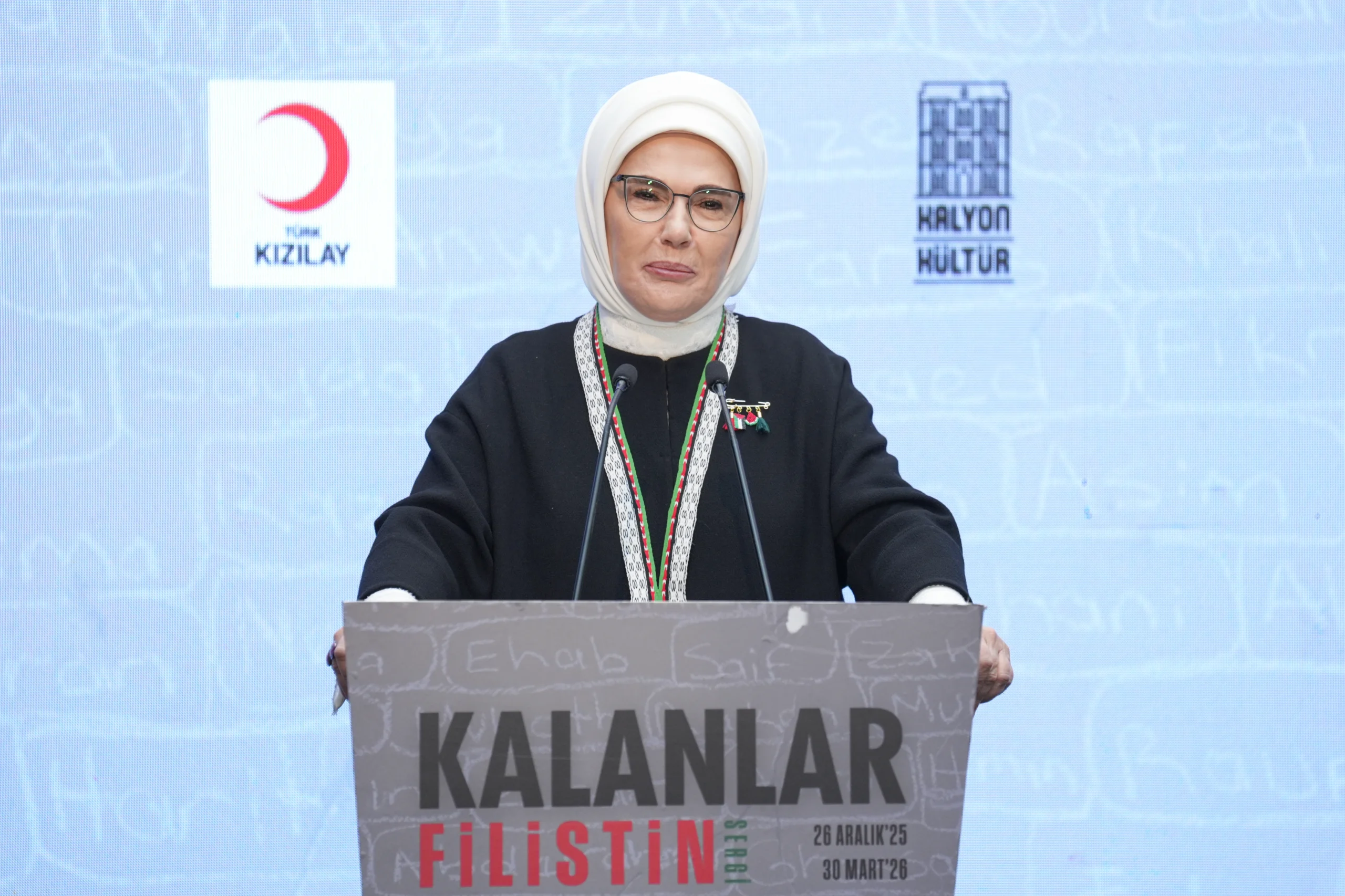 Emine Erdoğan, Gazze’de yaşanan yıkımı sanat aracılığıyla görünür kılmak için