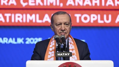 Cumhurbaşkanı Erdoğan, Hatay'da afet konutu teslim töreninde konuştu: “Zorlukları birlikte