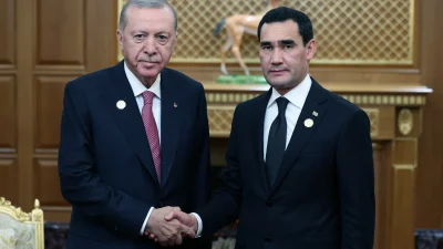 Cumhurbaşkanı Erdoğan, Aşkabat'ta Türkmenistan Devlet Başkanı Serdar Berdimuhamedov ile önemli