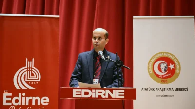 Edirne’de, Gazi Mustafa Kemal Atatürk’ün 1930’daki ziyareti anısına düzenlenen panelde,