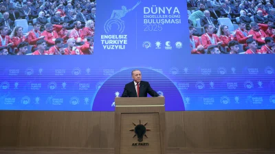 Cumhurbaşkanı Erdoğan, engelli bireylerin haklarını korumanın devletin önceliği olduğunu belirterek,