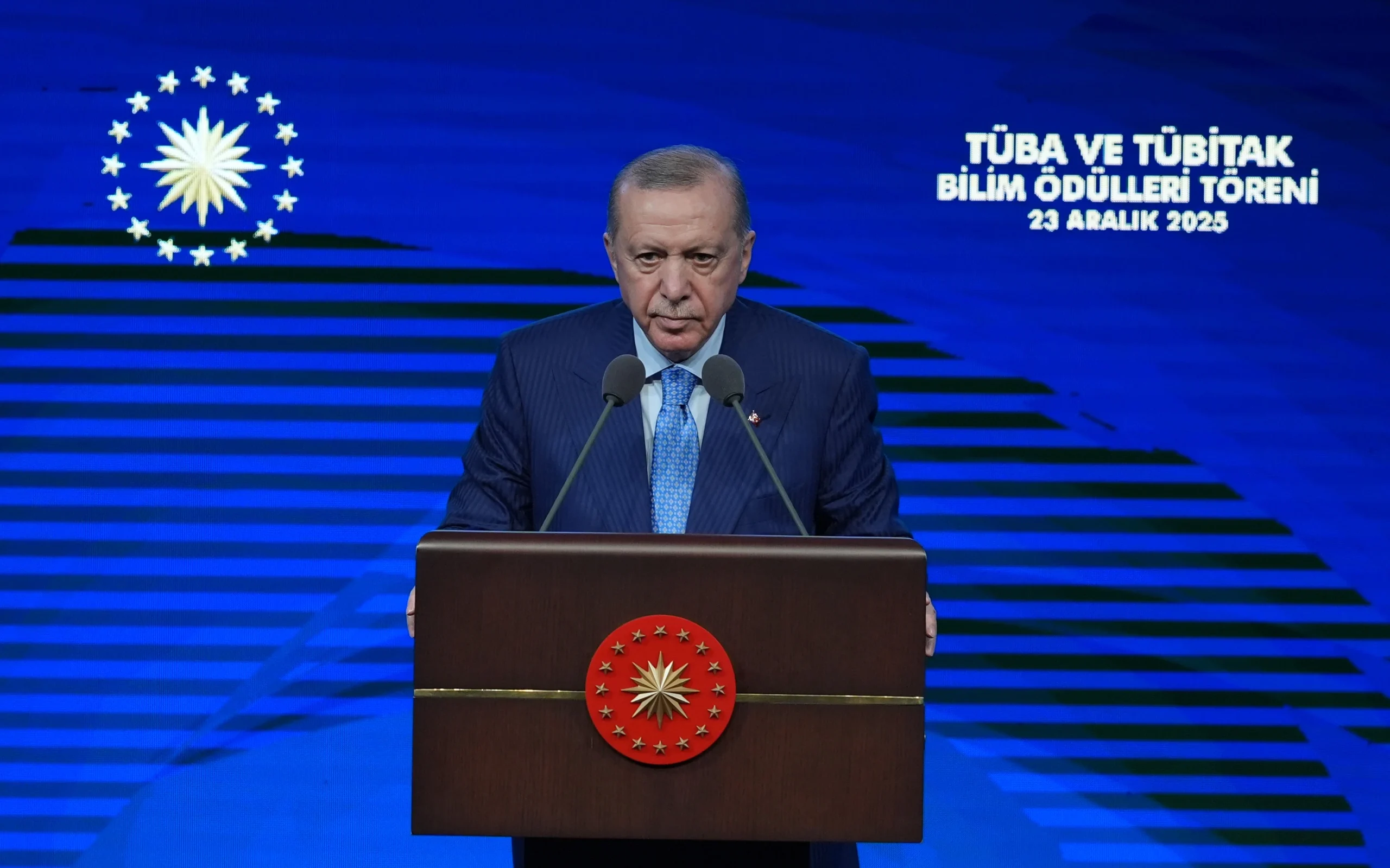 Cumhurbaşkanı Erdoğan, “Bilgiyi yalnızca akılla değil, sezgi ve vicdanla da