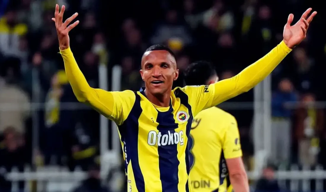 Fenerbahçe’de İrfan Can Kahveci ve Cenk Tosun’un ardından Rodrigo Becao