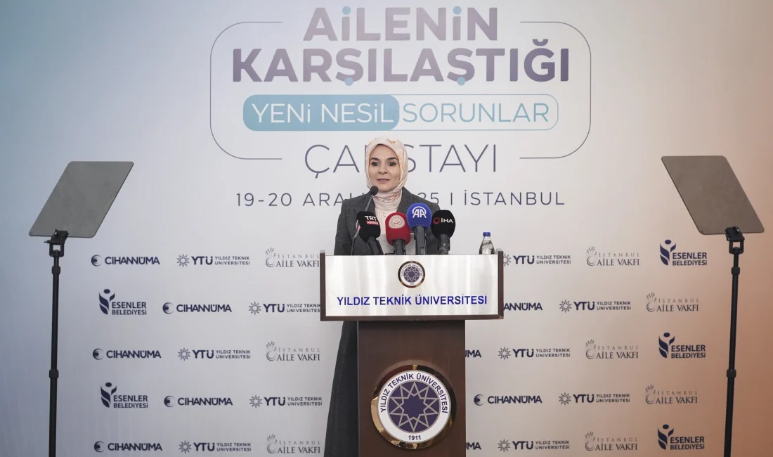 Aile Bakanı Göktaş, dijitalleşmenin aile yapısına etkilerine dikkat çekerek sosyal