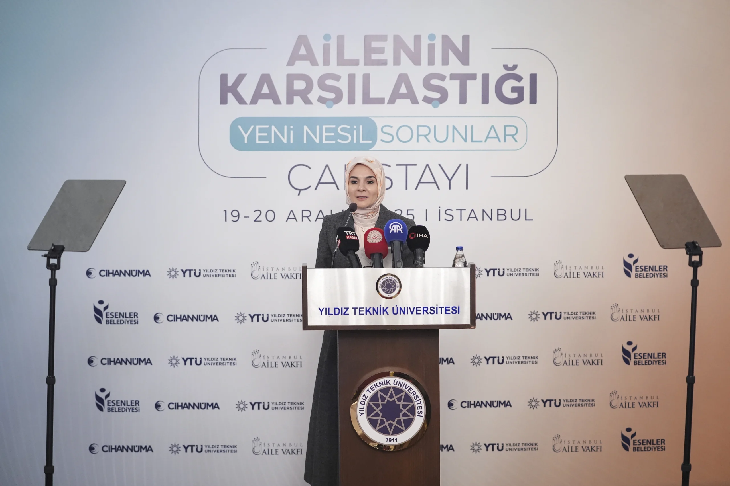 Aile Bakanı Göktaş, dijitalleşmenin aile yapısına etkilerine dikkat çekerek sosyal