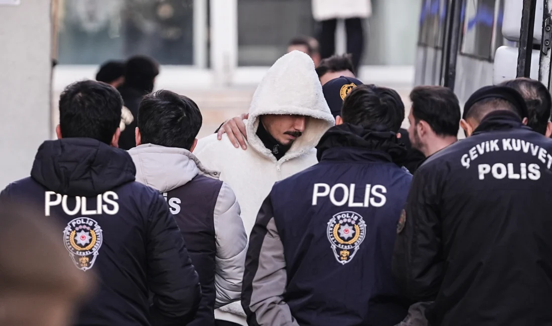 Futbolda bahis soruşturması kapsamında aralarında futbolcu ve yöneticilerin de bulunduğu