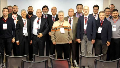 Türkiye’nin dört bir yanından beyin ve sinir cerrahları, Gaziantep’te düzenlenen