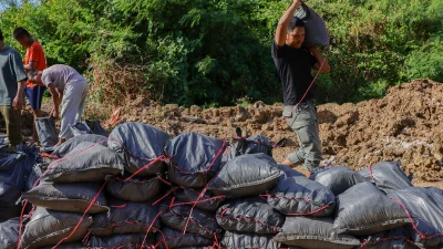 Kamboçya, Tayland’ın sınır hattındaki bazı eyaletlere topçu ve hava saldırıları