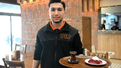 Kayseri’de yabancı bir turistin garsona yanlışlıkla verdiği 50 avroluk bahşiş,