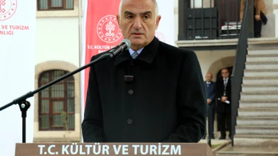 Kültür ve Turizm Bakanı Ersoy, Merzifon’da tarihi Kızlar Mektebi’nin kütüphaneye