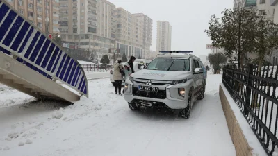 Mardin’de etkili olan kar yağışına rağmen sağlık ekipleri 594 kişiyi