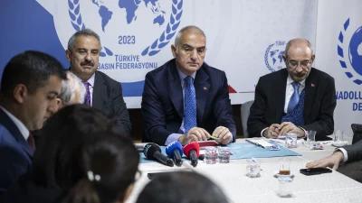 Kültür ve Turizm Bakanı Mehmet Nuri Ersoy, dizi sektörüne destek