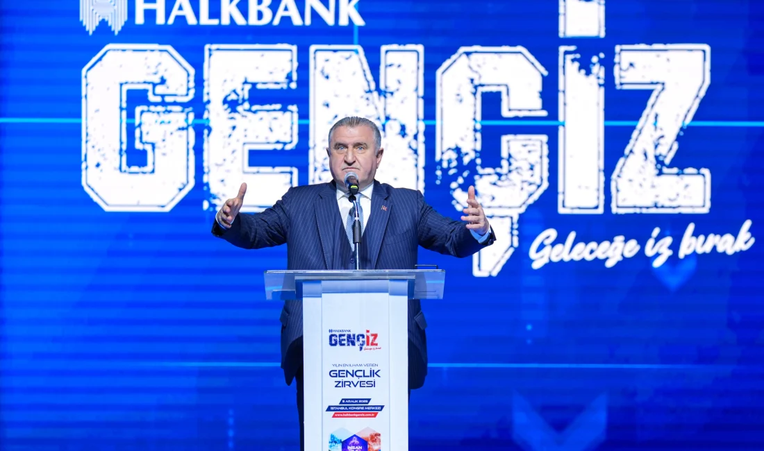 Gençlik ve Spor Bakanı Osman Aşkın Bak, Halkbank Gençİz'25 Zirvesi'nde