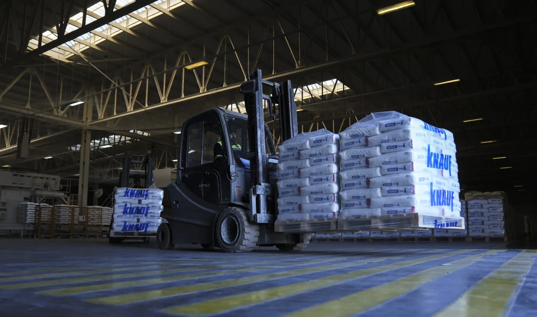 Sanayide Dijital Dönüşüm: Yapay Zeka Üretimi Yeniden Tanımlıyor Knauf Türkiye, üretimde yapay zeka ve ileri otomasyonla sanayide dijital