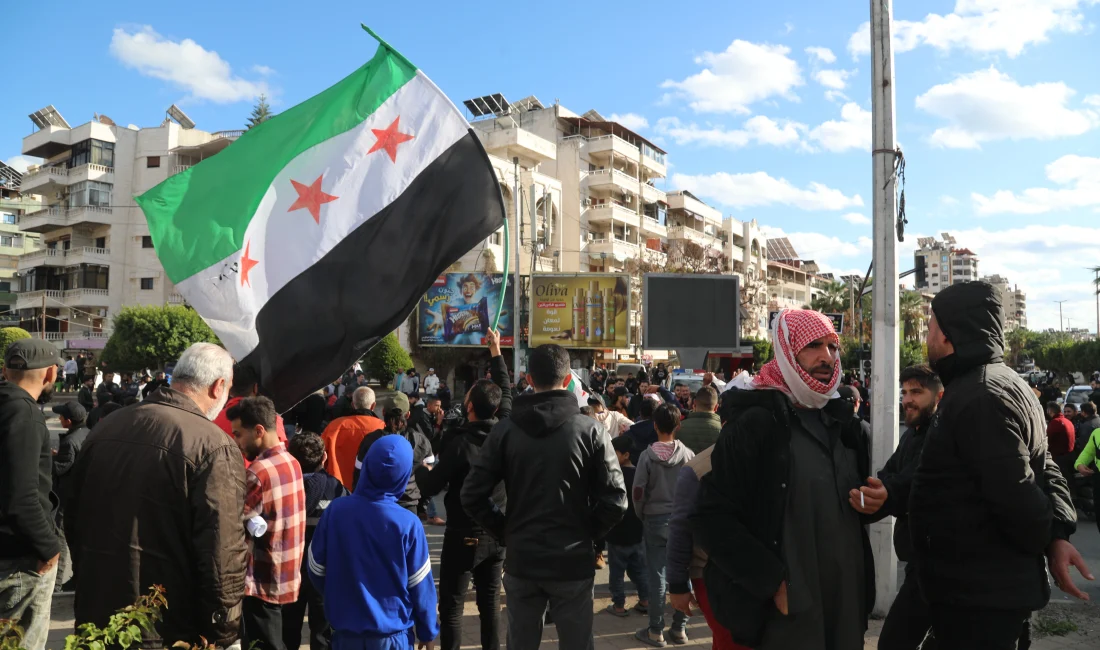 Suriye'nin Lazkiye, Tartus, Humus ve Hama illerinde düzenlenen federasyon protestolarında