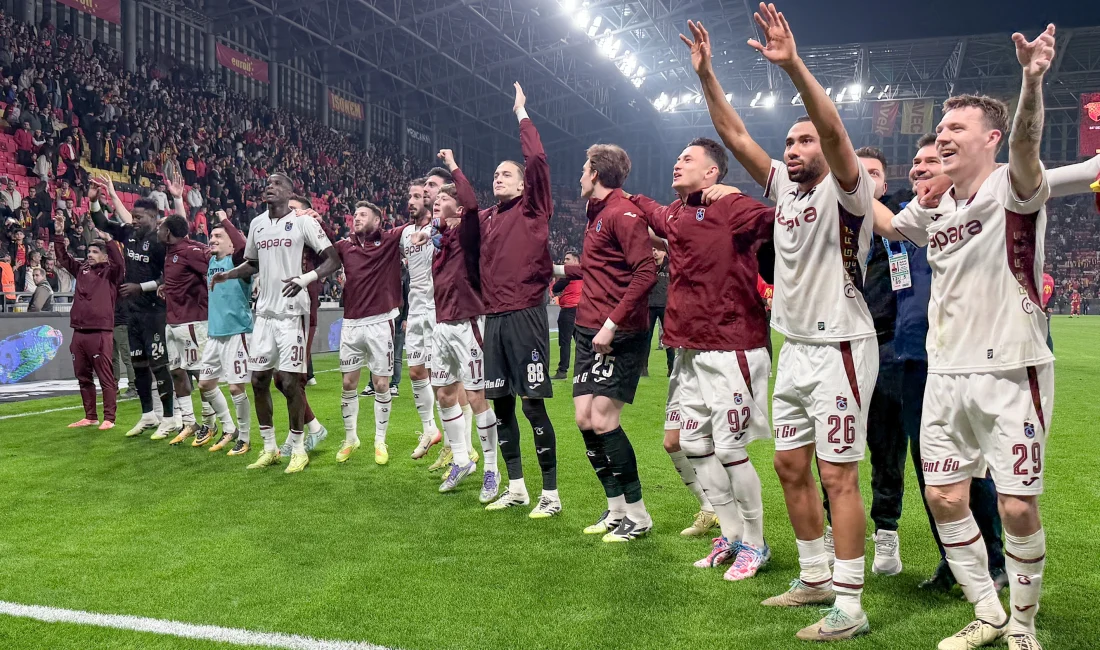 Trendyol Süper Lig’in 15. haftasında Trabzonspor, İzmir'de Göztepe’yi 2-1 mağlup